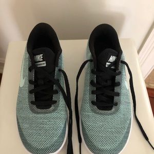 Women’s Nike Sneakers